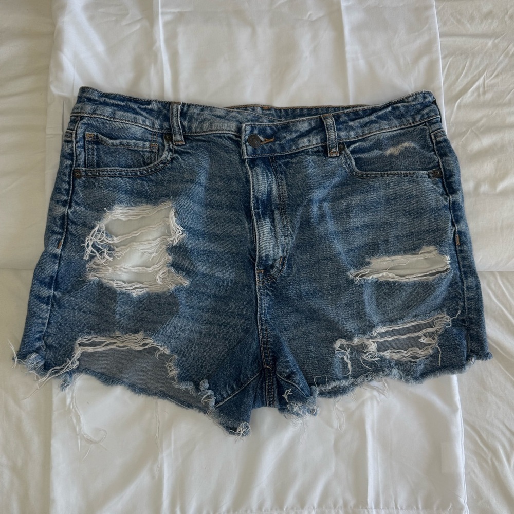 American Eagle Cut Off Jean Shorts | Size 16